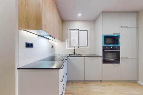 3 bedrooms apartment for sale in Barcelona, Catalonia, Spain № 6276 - photo 9