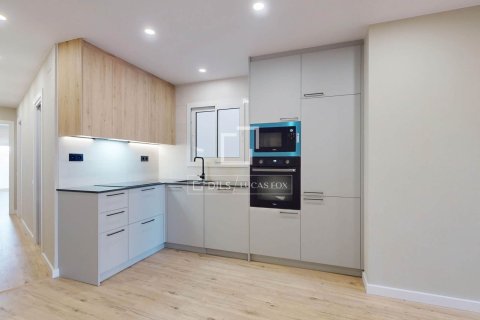 Квартира с 3 спальнями в Барселоне, Каталония, Испания № 6276