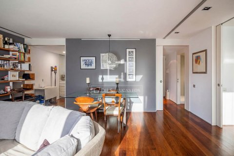 Купить квартиру в Барселона, Испания с 1 спальня, 77м², № 6277 - фото 6