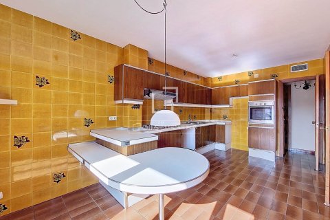 6 chambres apartment à vendre à Vilanova i la Geltru, Barcelona, Catalonia, Spain № 6278 - photo 17