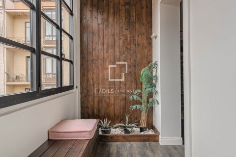 Купить квартиру в Барселона, Испания с 3 спальни, 212м², № 6280 - фото 15