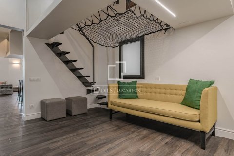 Купить квартиру в Барселона, Испания с 3 спальни, 212м², № 6280 - фото 26