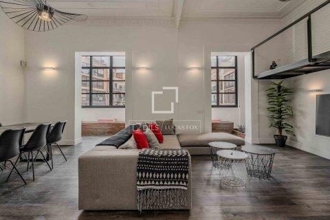 Купить квартиру в Барселона, Испания с 3 спальни, 212м², № 6280 - фото 7