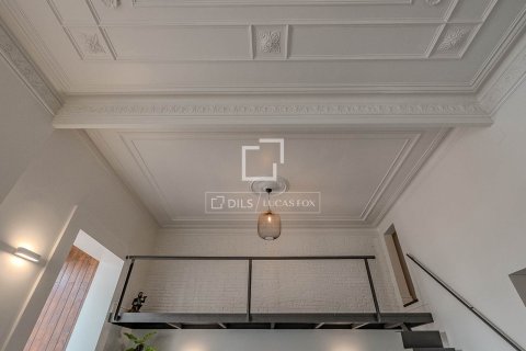 Купить квартиру в Барселона, Испания с 3 спальни, 212м², № 6280 - фото 19