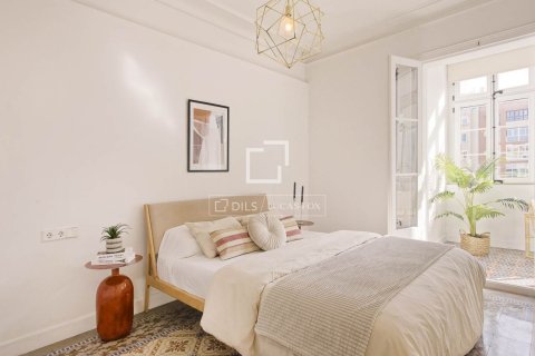 3 bedrooms apartment for sale in Barcelona, Catalonia, Spain № 6275 - photo 12