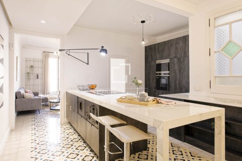 3 bedrooms apartment for sale in Barcelona, Catalonia, Spain № 6275 - photo 17
