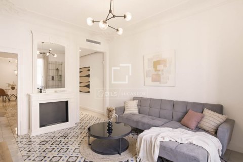 3 bedrooms apartment for sale in Barcelona, Catalonia, Spain № 6275 - photo 30