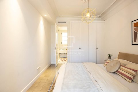3 bedrooms apartment for sale in Barcelona, Catalonia, Spain № 6275 - photo 14