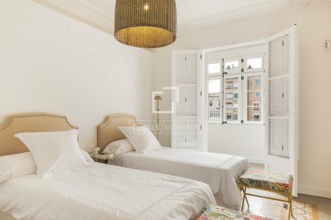 3 bedrooms apartment for sale in Barcelona, Catalonia, Spain № 6275 - photo 29
