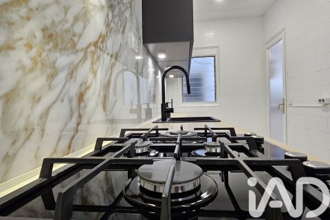 4 bedrooms apartment for sale in Barcelona, Catalonia, Spain № 7457 - photo 6
