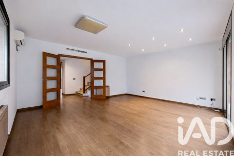 4 bedrooms townhouse for sale in Salou, Tarragona, Catalonia, Spain № 7460 - photo 30