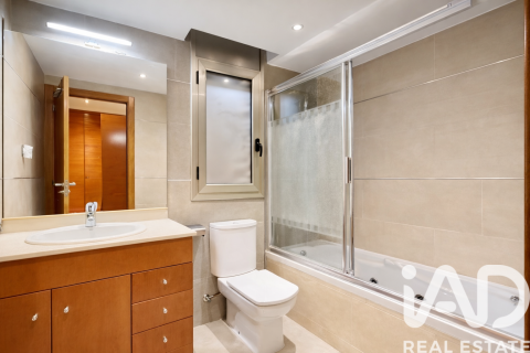 4 bedrooms townhouse for sale in Salou, Tarragona, Catalonia, Spain № 7460 - photo 9