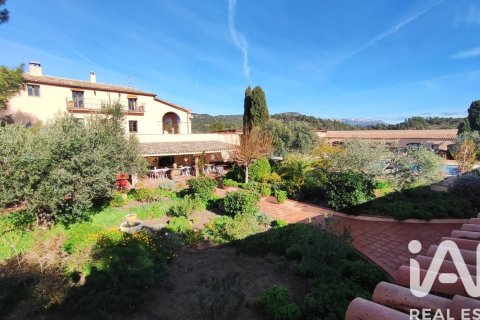 15 bedrooms house for sale in El Molar, Tarragona, Catalonia, Spain № 7458 - photo 21