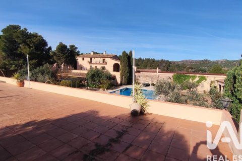 15 bedrooms house for sale in El Molar, Tarragona, Catalonia, Spain № 7458 - photo 12