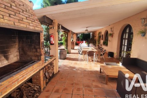 15 bedrooms house for sale in El Molar, Tarragona, Catalonia, Spain № 7458 - photo 23