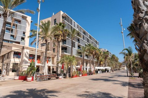 3 chambres apartment à vendre à Badalona, Barcelona, Catalonia, Spain № 3604 - photo 29