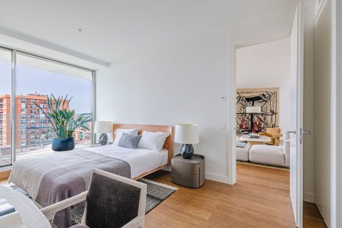 3 chambres apartment à vendre à Barcelona, Catalonia, Spain № 3600 - photo 3