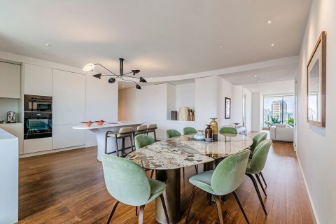 3 chambres apartment à vendre à Barcelona, Catalonia, Spain № 3600 - photo 2