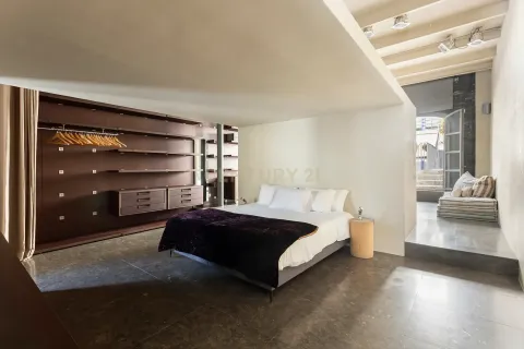 Apartamento de 2 dormitorios en venta en Barcelona, Cataluña, Spain № 6926 - foto 2