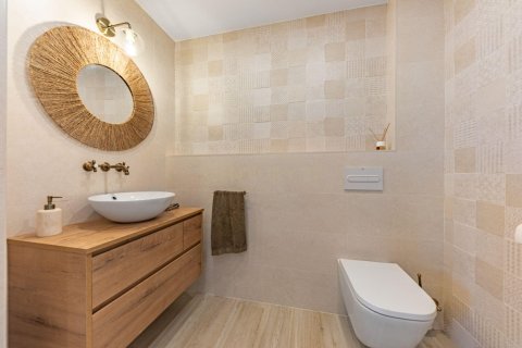 Сasa de 6 dormitorios en venta en Torrelavit, Barcelona, Cataluña, Spain № 6923 - foto 25