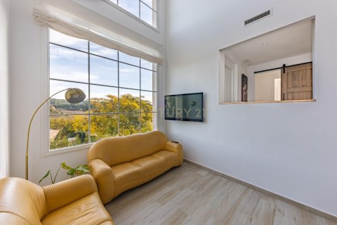 Сasa de 6 dormitorios en venta en Torrelavit, Barcelona, Cataluña, Spain № 6923 - foto 22