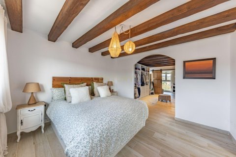 Сasa de 6 dormitorios en venta en Torrelavit, Barcelona, Cataluña, Spain № 6923 - foto 16