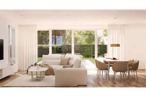 Сasa de 4 dormitorios en venta en Canyelles, Barcelona, Cataluña, Spain № 6928 - foto 4