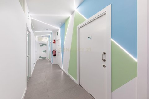 4 chambres commercial property à vendre à Terrassa, Barcelona, Catalonia, Spain № 6922 - photo 6