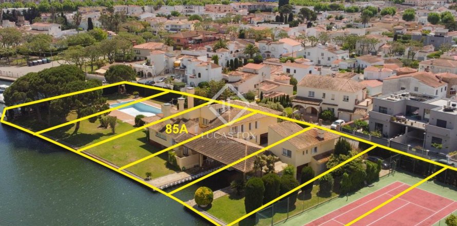 Земельный участок 500м² в Эмпуриабраве, Герона, Каталония, Испания № 2711