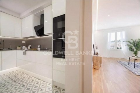 Купить квартиру в Барселона, Испания с 3 спальни, 100м², № 7943 - фото 19