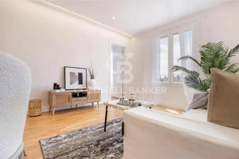 Купить квартиру в Барселона, Испания с 3 спальни, 100м², № 7943 - фото 21