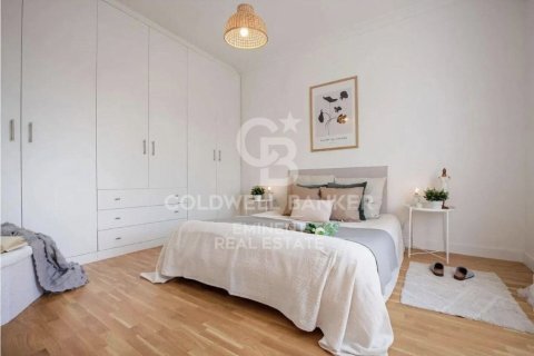 Купить квартиру в Барселона, Испания с 3 спальни, 100м², № 7943 - фото 15