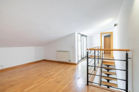 Купить квартиру в Сан-Кугат-дель-Вальес, Испания с 5 комнат, № 1529 - фото 25