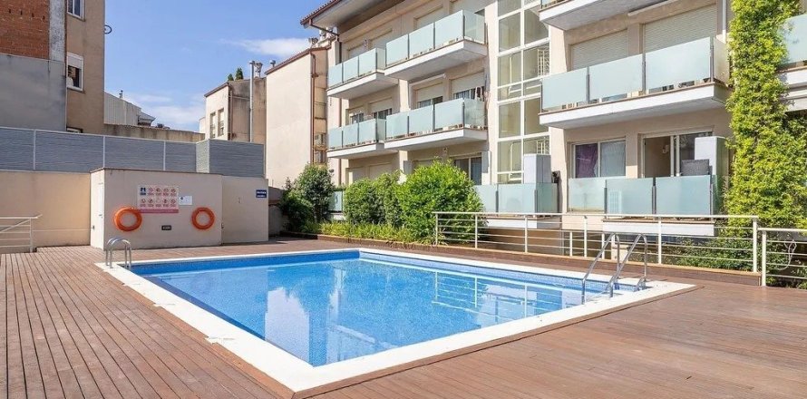 Квартира с 4 спальнями в Сан-Кугат-дель-Вальесе, Барселона, Каталония, Испания № 1529