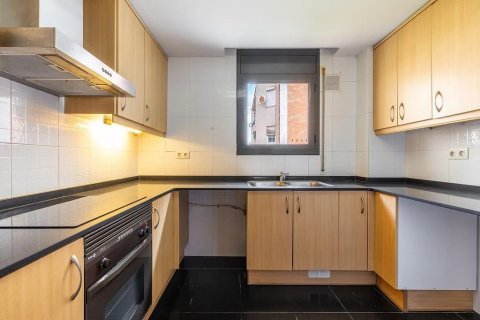 Купить квартиру в Сан-Кугат-дель-Вальес, Испания с 5 комнат, № 1529 - фото 9