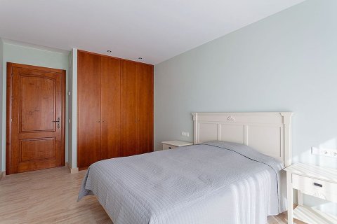 Купить дом в Льорет-де-Мар, Испания с 7 комнат, № 1534 - фото 20