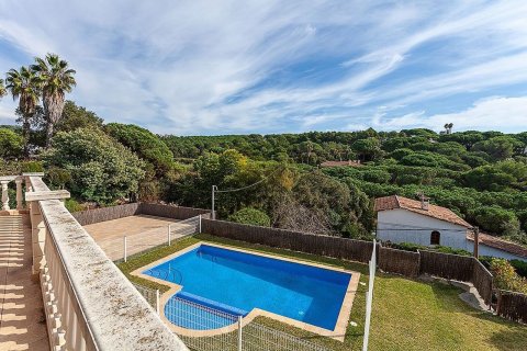 Купить дом в Льорет-де-Мар, Испания с 7 комнат, № 1534 - фото 22