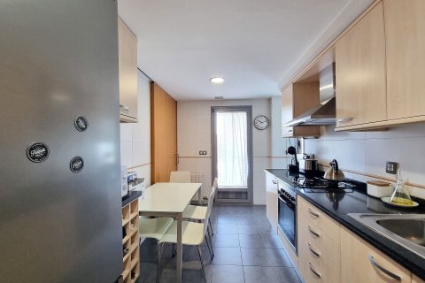 Купить квартиру в Сан-Кугат-дель-Вальес, Испания с 5 комнат, № 1531 - фото 11