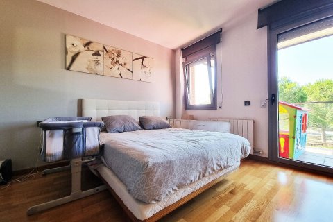 Купить квартиру в Сан-Кугат-дель-Вальес, Испания с 5 комнат, № 1531 - фото 16