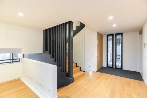 Купить дом в Барселона, Испания с 7 комнат, № 1533 - фото 5