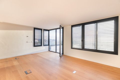 Купить дом в Барселона, Испания с 7 комнат, № 1533 - фото 11