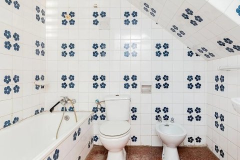 Купить квартиру в Сан-Кугат-дель-Вальес, Испания с 5 комнат, № 1530 - фото 11