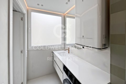 Купить пентхаус в Барселона, Испания с 2 спальни, 63м², № 7771 - фото 5