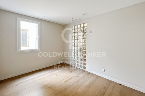 Купить пентхаус в Барселона, Испания с 2 спальни, 63м², № 7771 - фото 4
