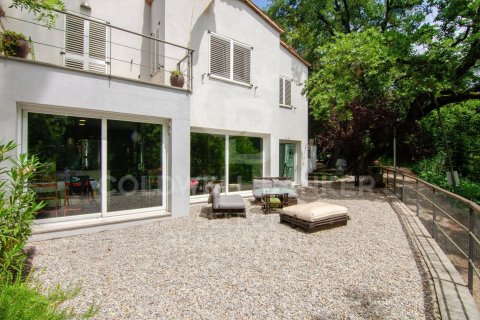 Купить дом в Серданьола-дель-Вальес, Испания с 5 спален, 184м², № 7769 - фото 4