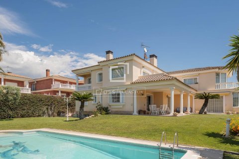 7 chambres villa à vendre à Vilassar de Dalt, Barcelona, Catalonia, Spain № 3922 - photo 7