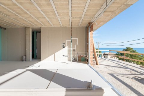 4 chambres villa à vendre à Castelldefels, Barcelona, Catalonia, Spain № 3925 - photo 11