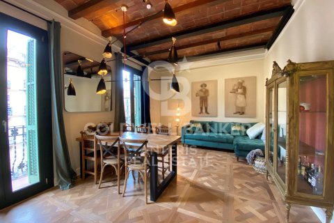 2 bedrooms apartment for sale in Barcelona, Catalonia, Spain № 5327 - photo 2