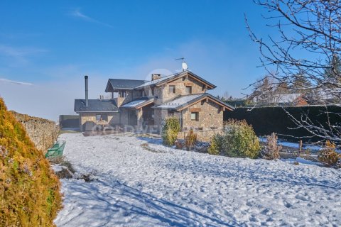 4 bedrooms house for sale in Girona, Catalonia, Spain № 5324 - photo 3