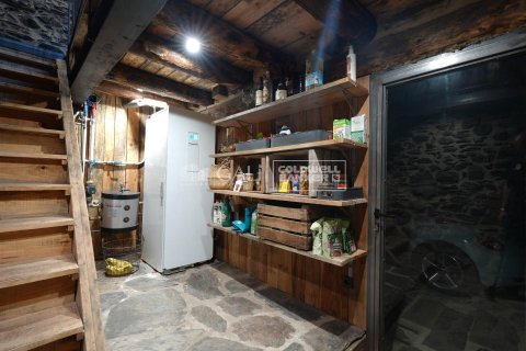 Villa de 4 dormitorios en venta en Principado De Andorra (Ninguna Poblacion Tiene C.P.), Lérida, Cataluña, Spain № 5325 - foto 28